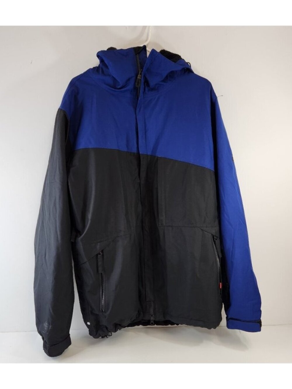 686 Michaela Kira West Snowboarding Jacket Mens Medium Blue Black